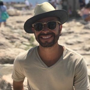 Meet your Posher, Yared